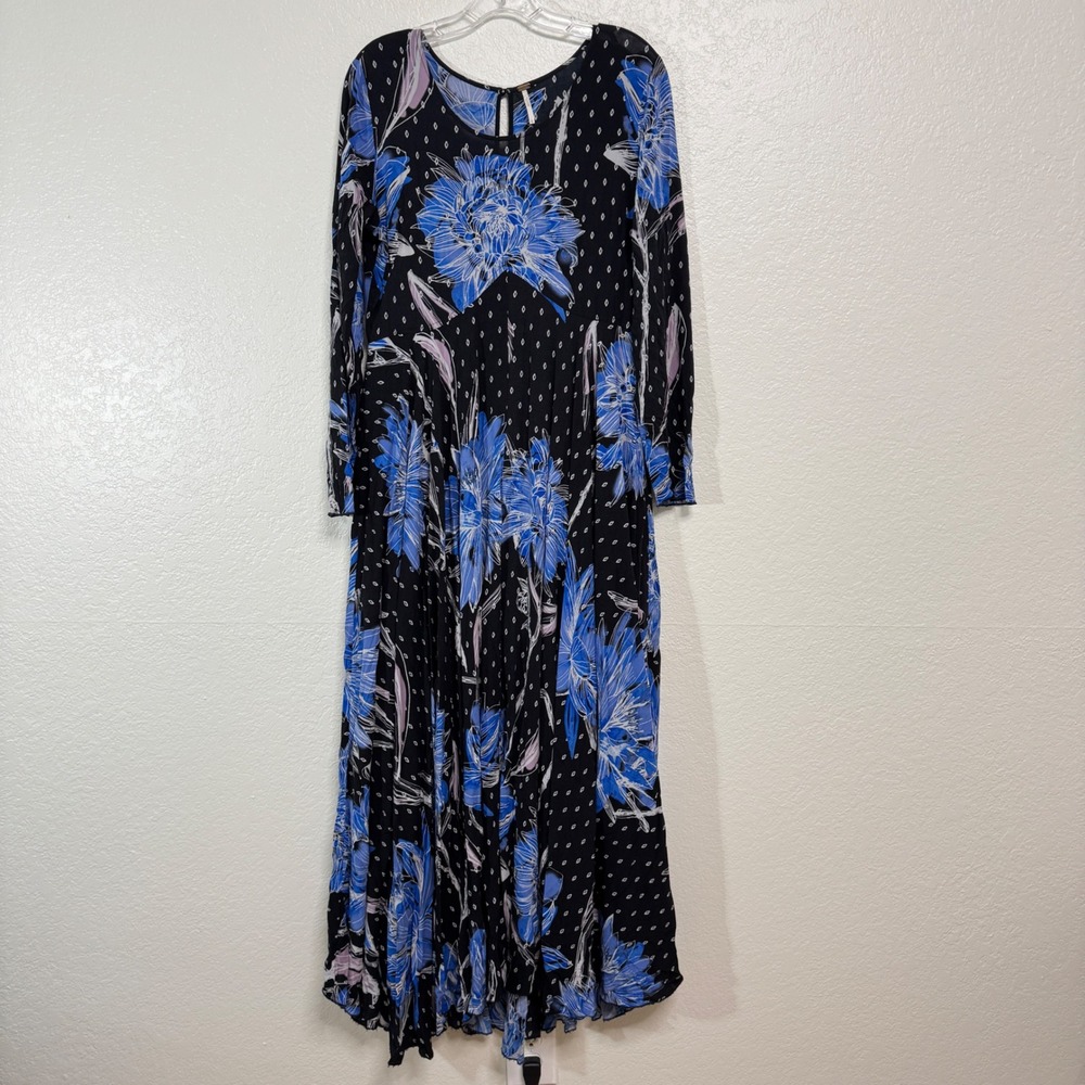 Free People First Kiss Maxi Dress Women Large Black Blue Floral Botanical Moody